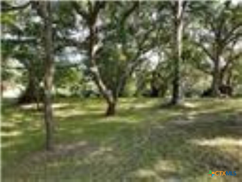 468 Riverside Drive Property Photo 2