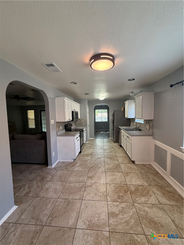 1402 Saddle Drive Property Photo 18
