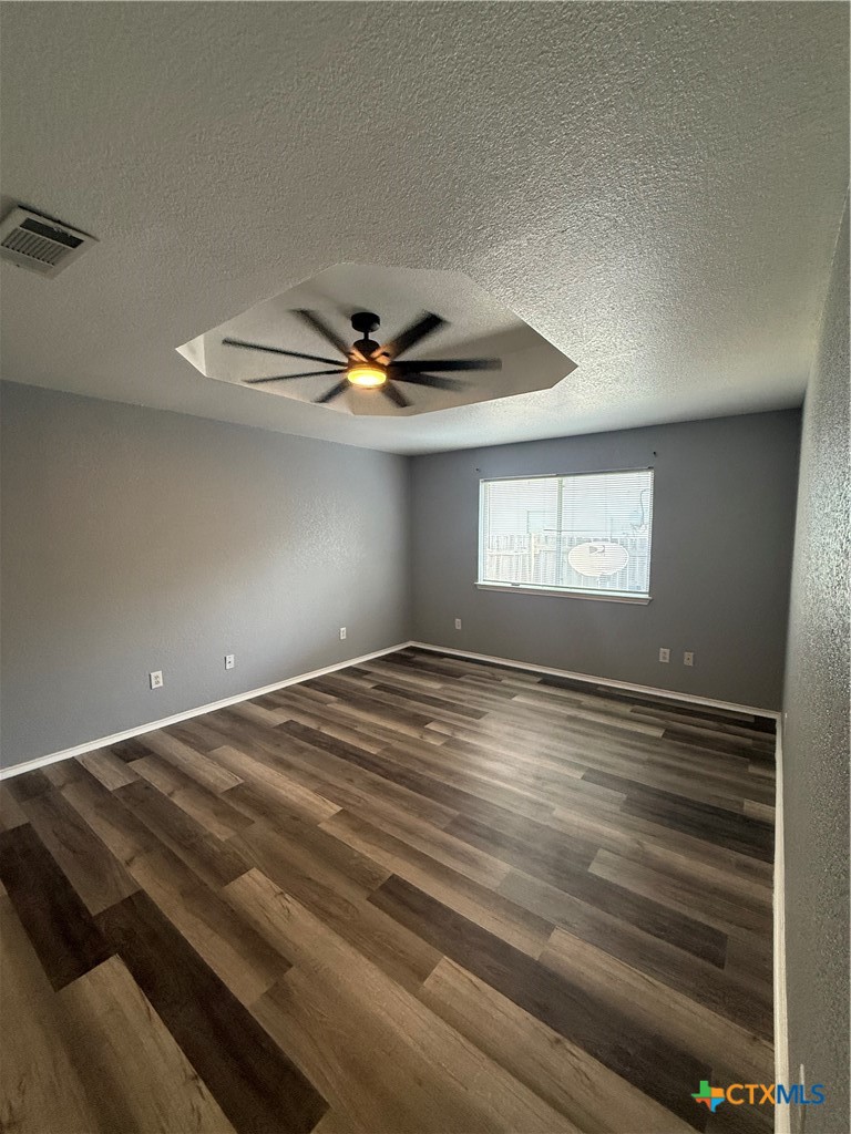 1402 Saddle Drive Property Photo 25
