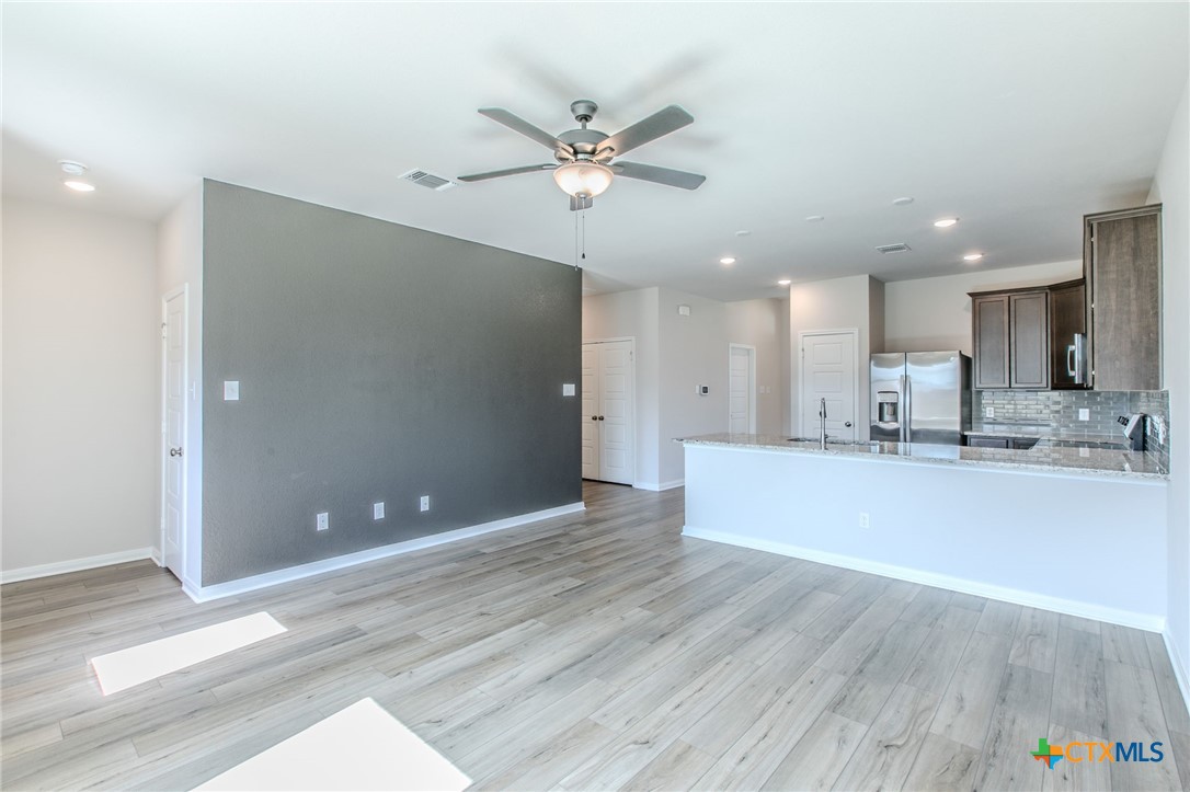 113 University Avenue Property Photo 6