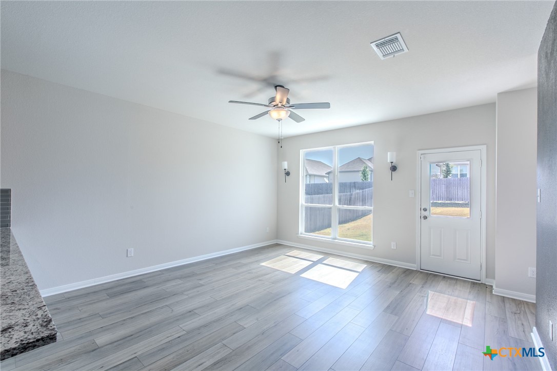 113 University Avenue Property Photo 8