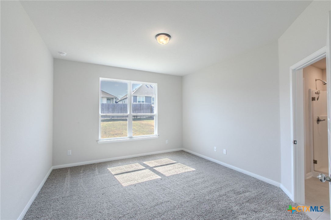 113 University Avenue Property Photo 9