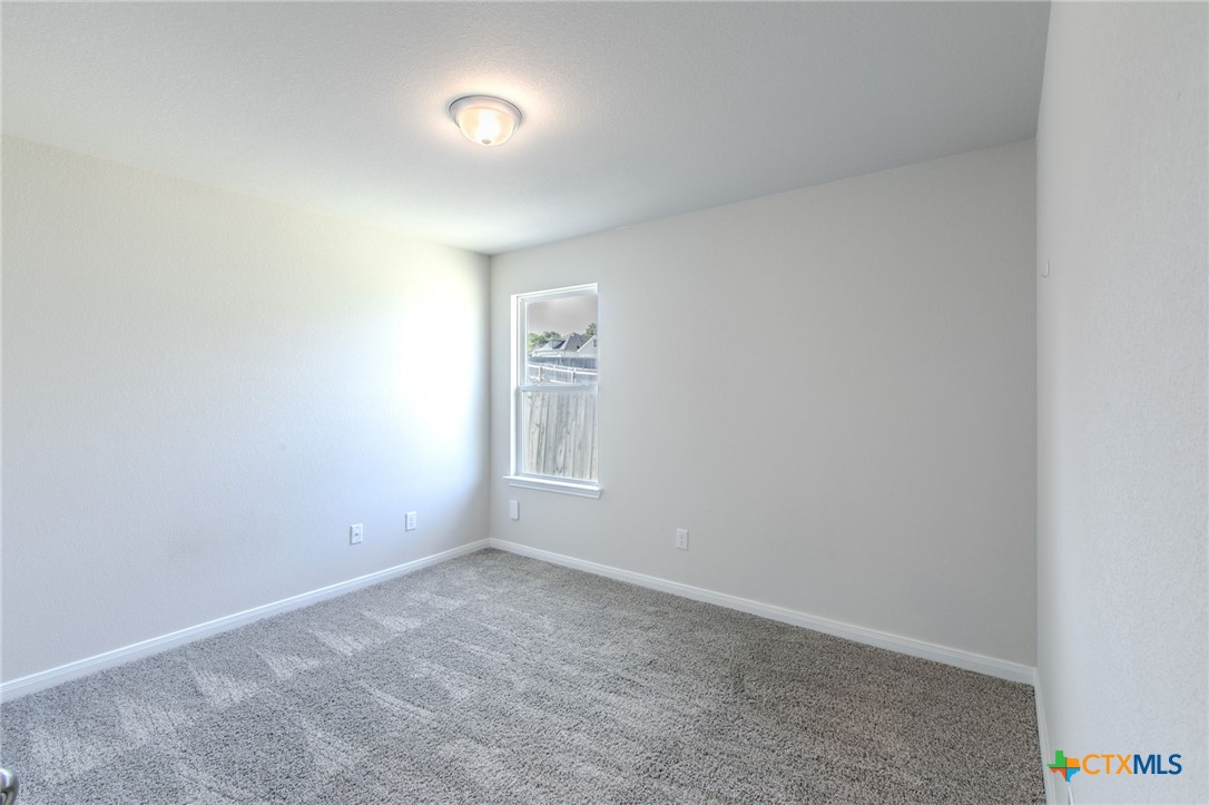 113 University Avenue Property Photo 14