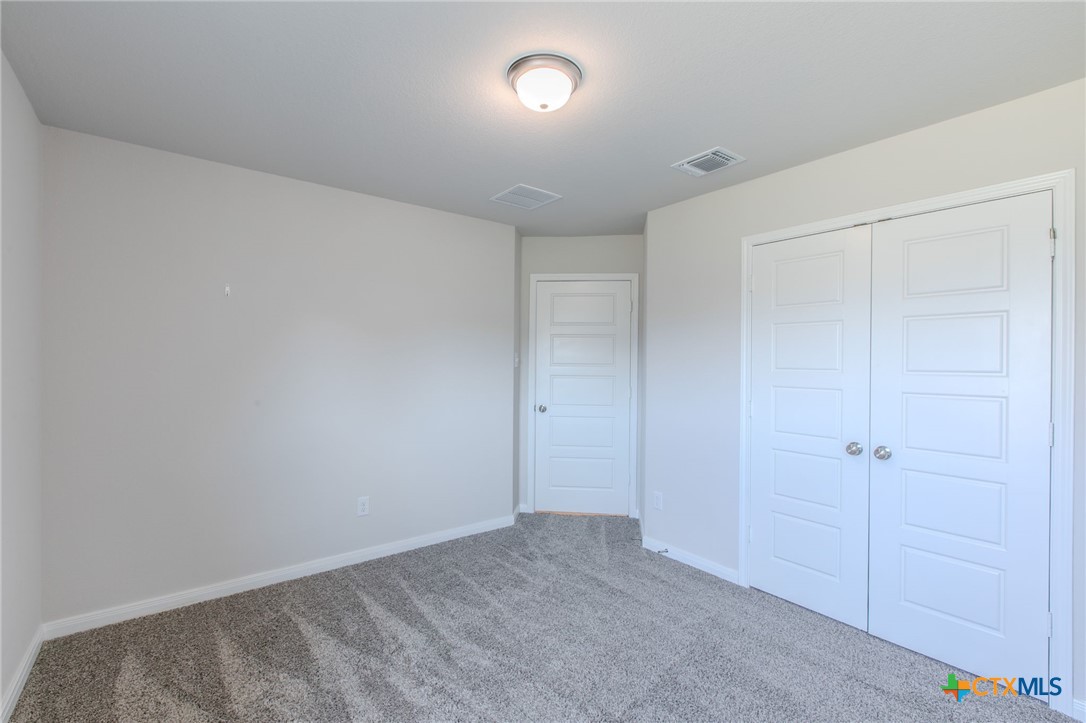 113 University Avenue Property Photo 15