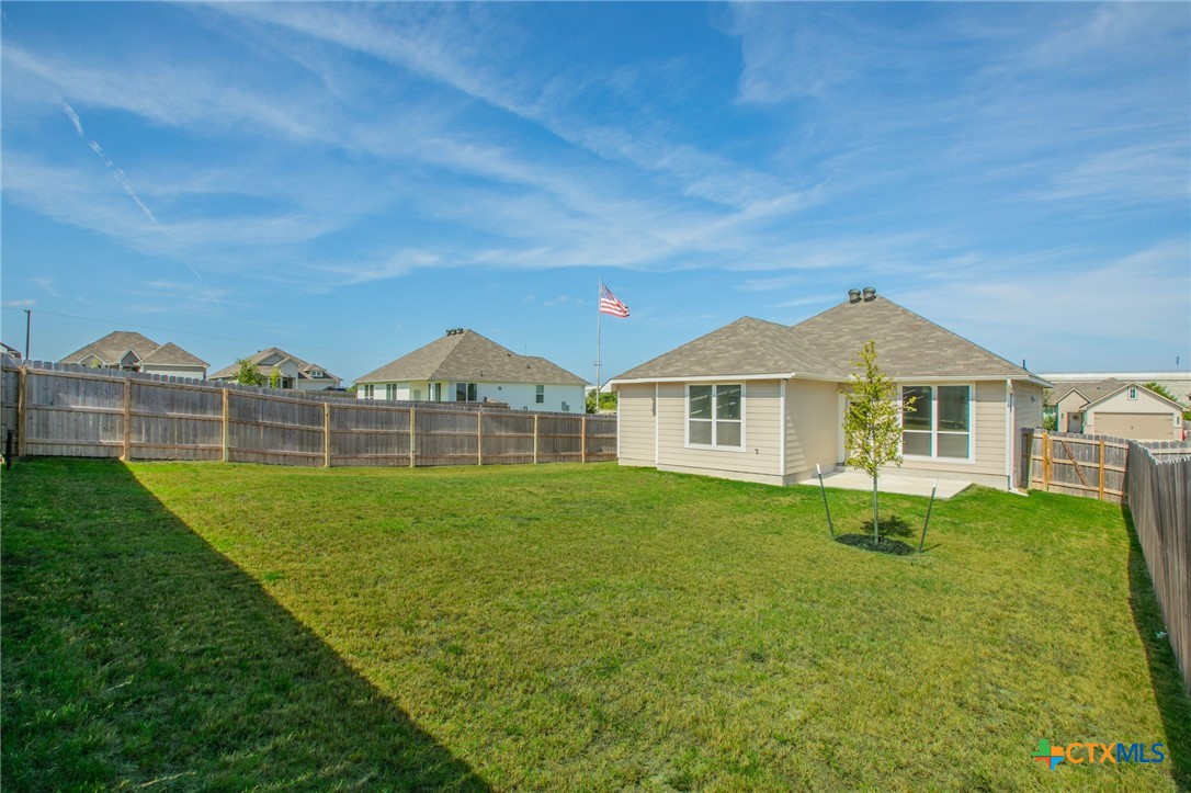 113 University Avenue Property Photo 20