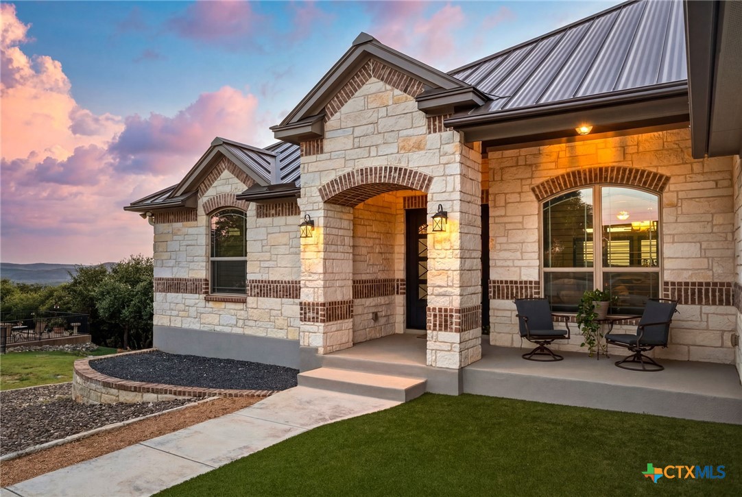 25814 Echo Mountain Property Photo 1