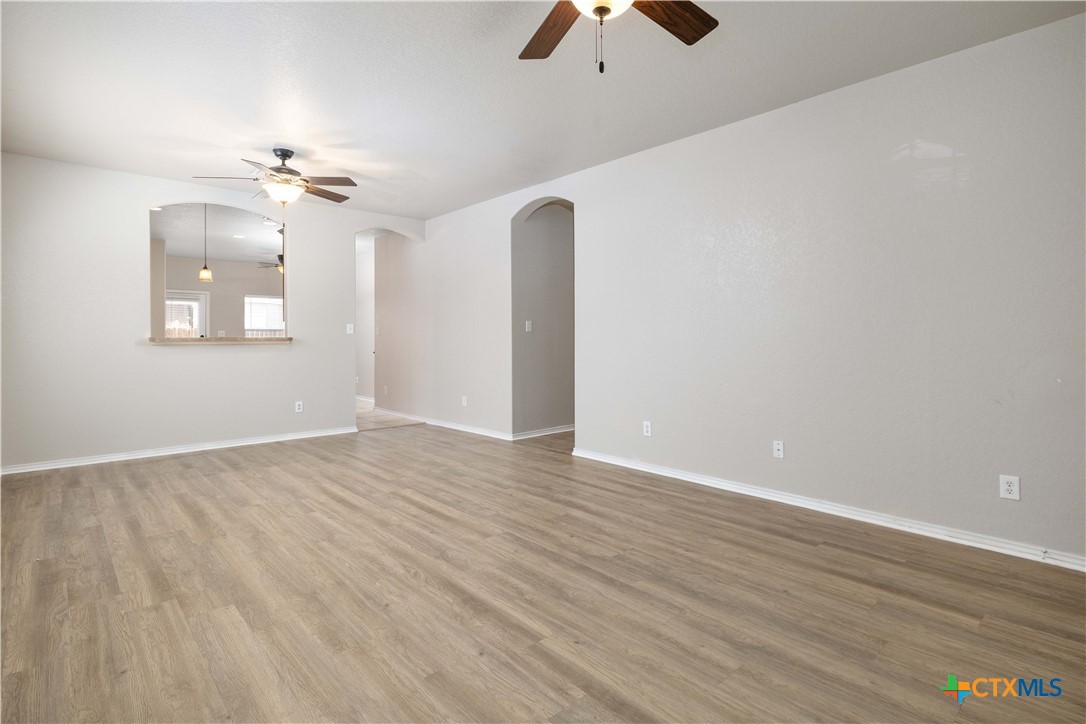 120 Clapboard Run Property Photo 4