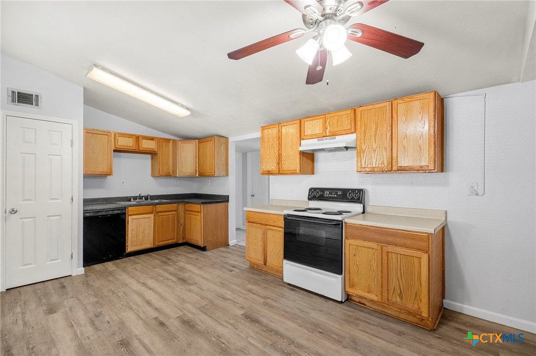 810 Evergreen Drive Property Photo 1