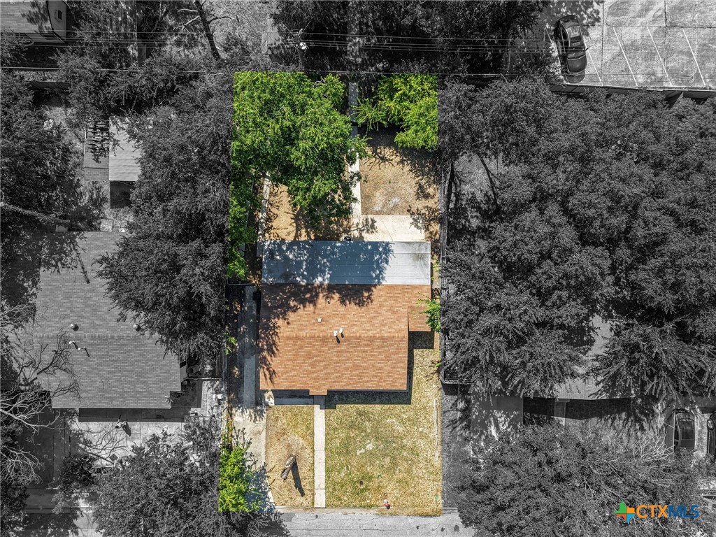 810 Evergreen Drive Property Photo 4