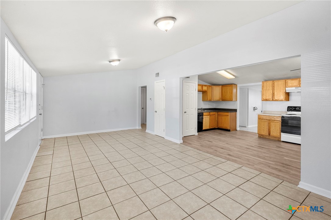 810 Evergreen Drive Property Photo 9