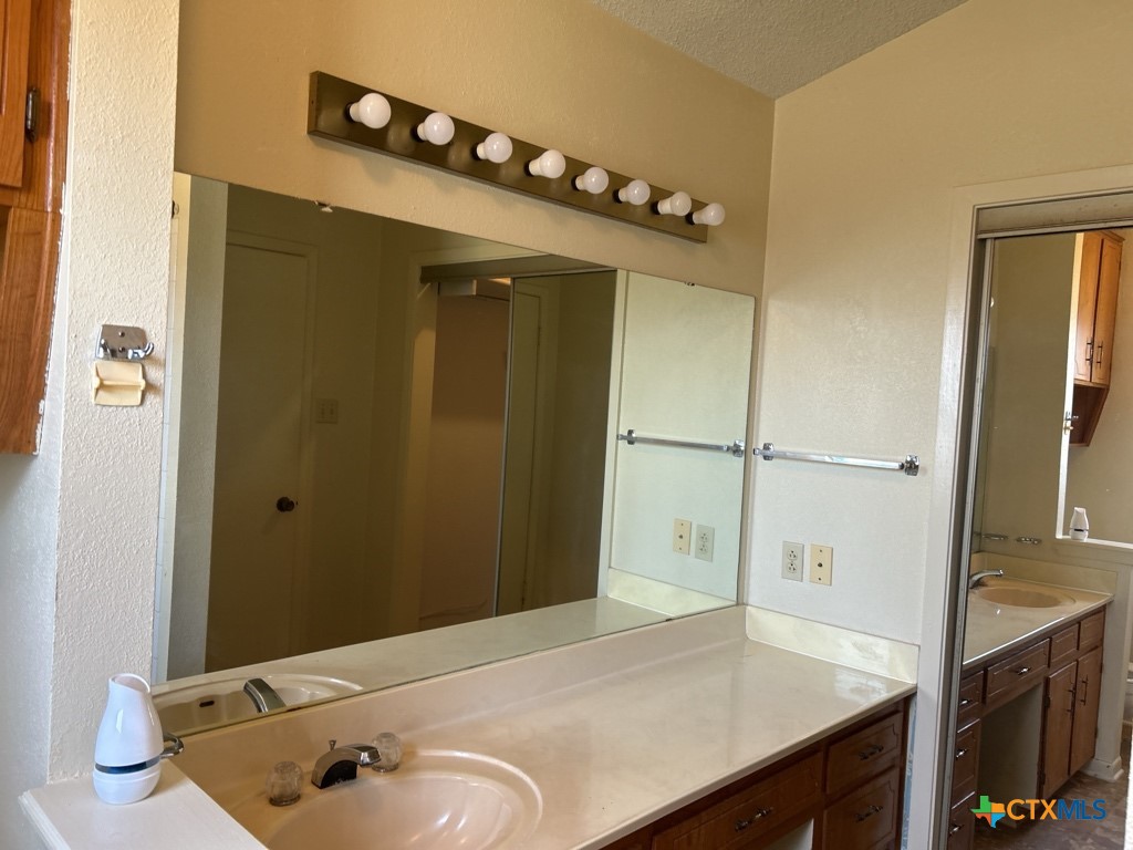 3319 Westrim Drive Property Photo 18