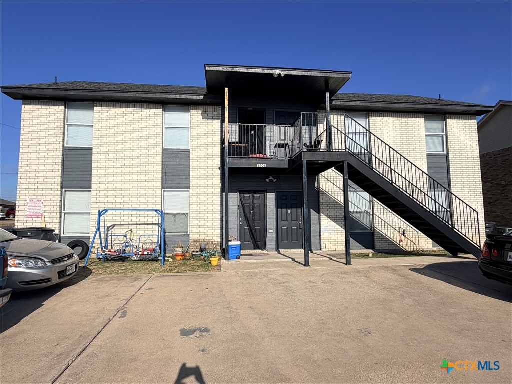 1501 Benttree Drive Property Photo 2