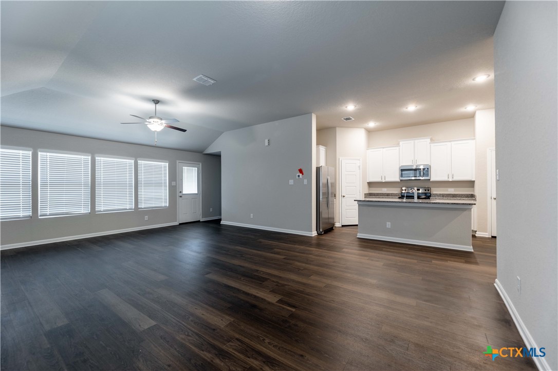 1120 Eagle Crossing Property Photo 5