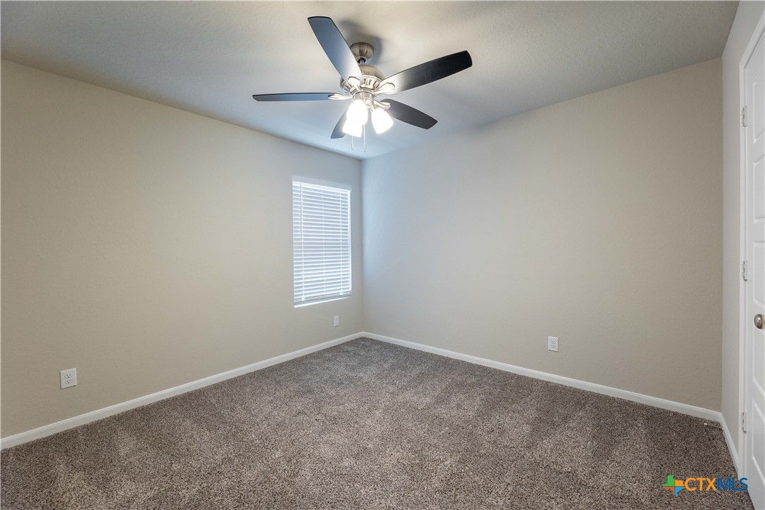 1120 Eagle Crossing Property Photo 21