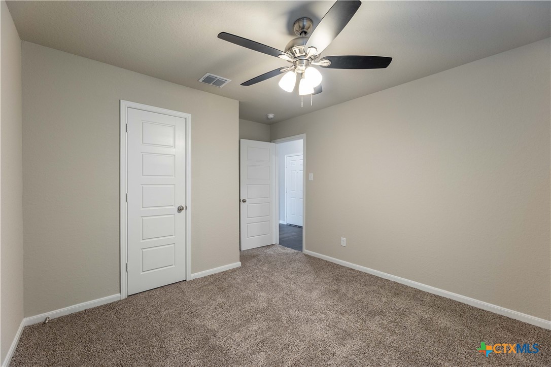1120 Eagle Crossing Property Photo 22