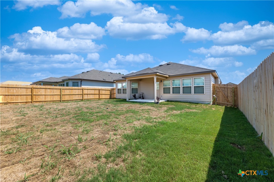 1120 Eagle Crossing Property Photo 24