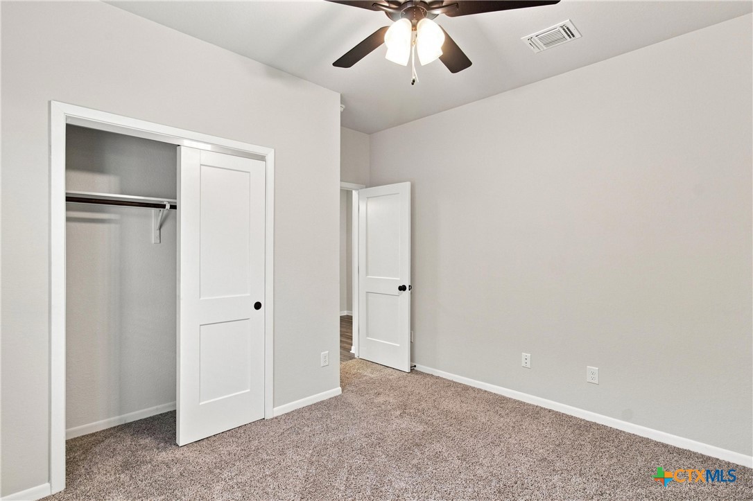 2827 Fox River Drive Property Photo 21