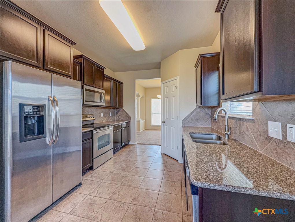 2507 Black Orchid Drive Property Photo 2