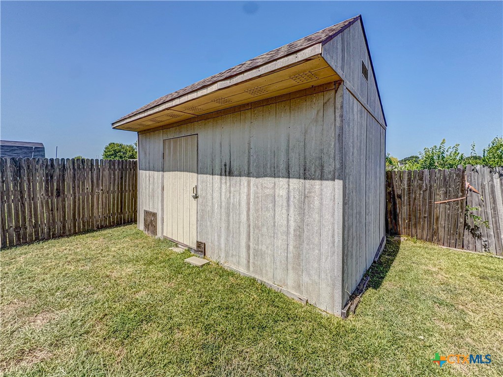 2507 Black Orchid Drive Property Photo 31