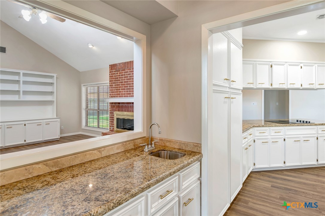 107 Tournament Drive Property Photo 29