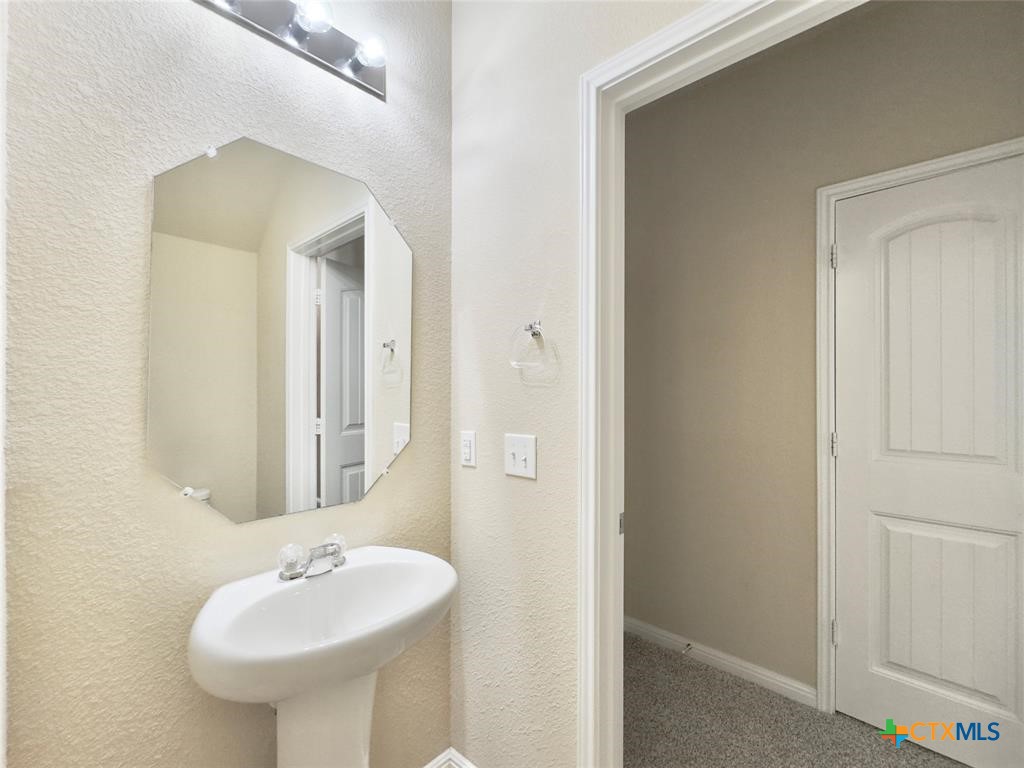 1521 Maier Drive Property Photo 17
