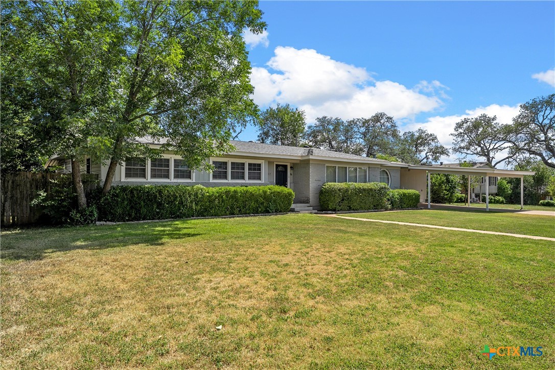 407 Hastings Road Property Photo 2