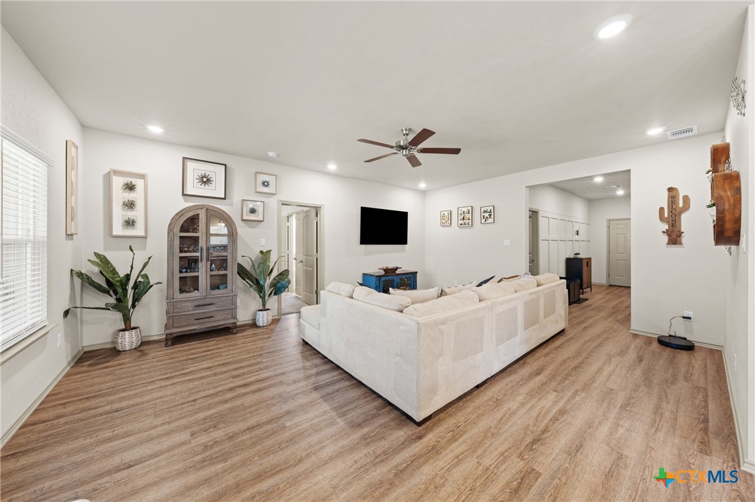 1773 Dryden Avenue Property Photo 4