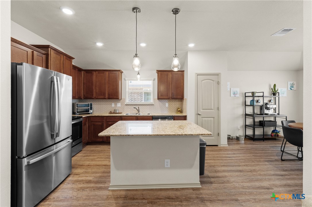 1773 Dryden Avenue Property Photo 8
