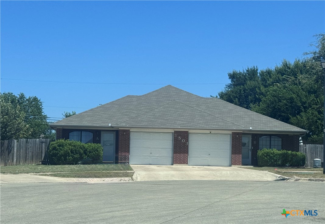 3501 Dustin Court Property Photo 1