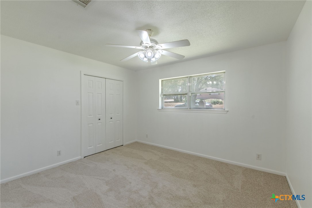 3302 Pin Oak Drive Property Photo 13