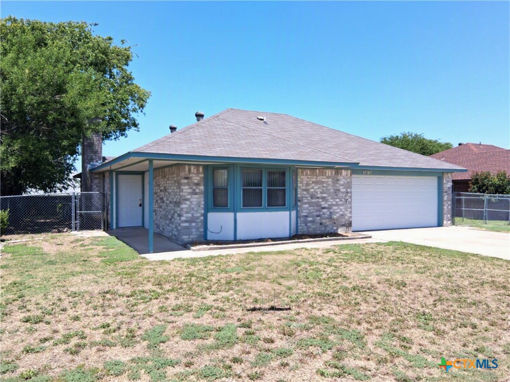3909 Shellrock Drive Property Photo 1