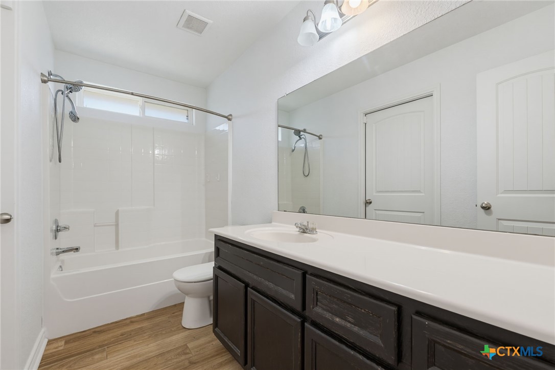 2604 Montague County Drive Property Photo 11