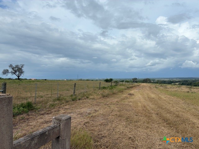 1102 Fm 443 Property Photo 3