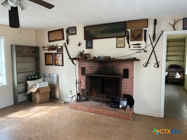 1102 Fm 443 Property Photo 10