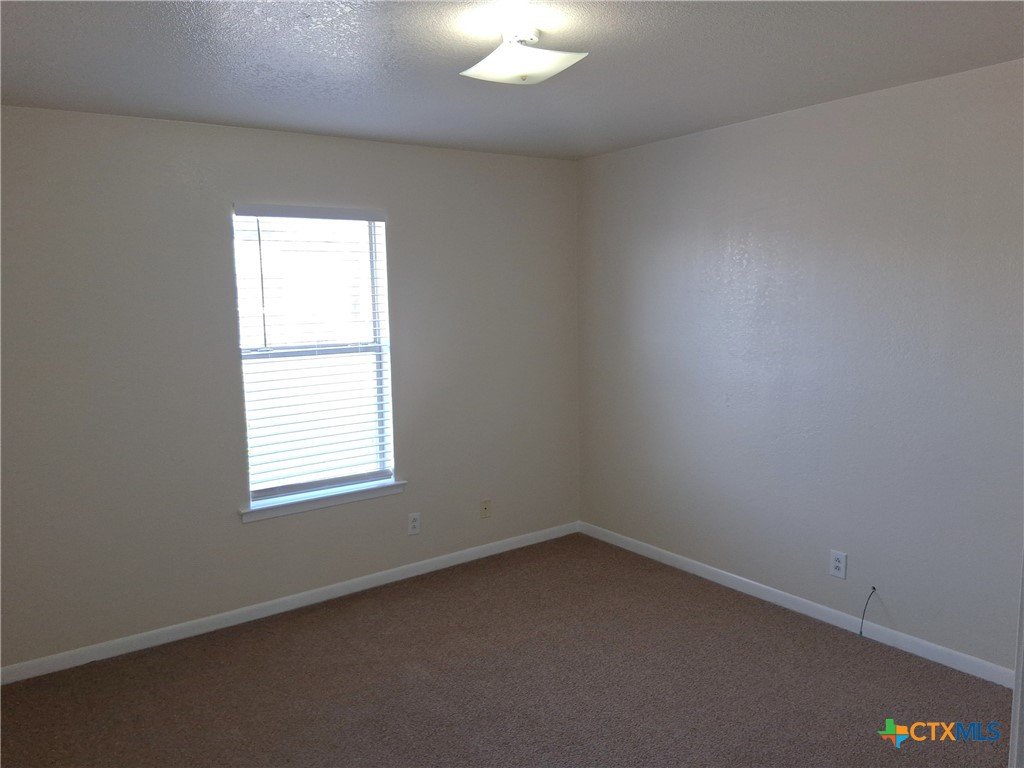 1005 Circle M Drive B Property Photo 7