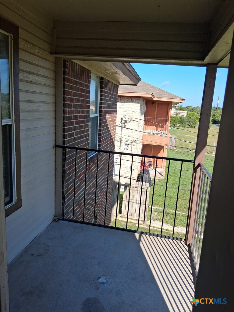 1005 Circle M Drive B Property Photo 10