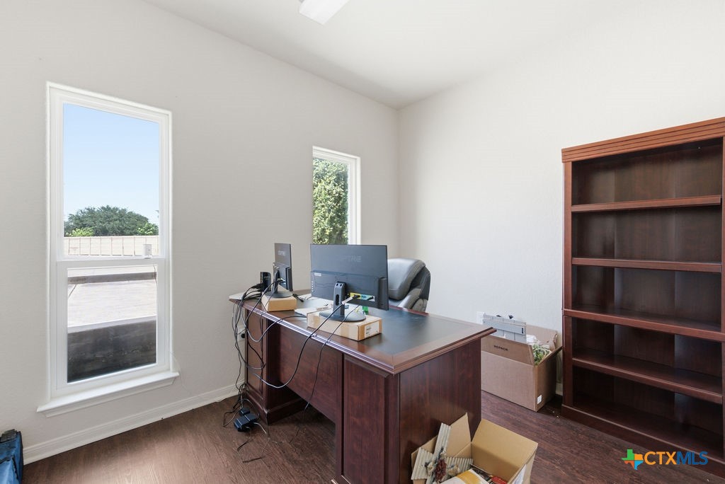 215 Courtyard Drive Property Photo 15