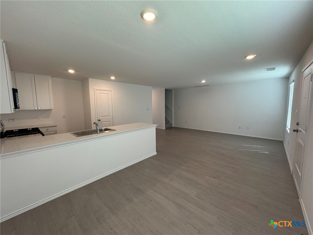 317 Trinity River Holw Property Photo 3