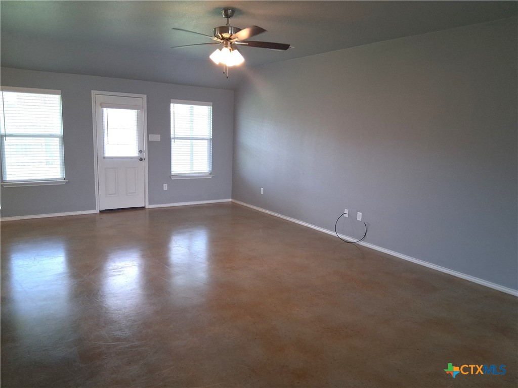 3010 Privet Drive Property Photo 3