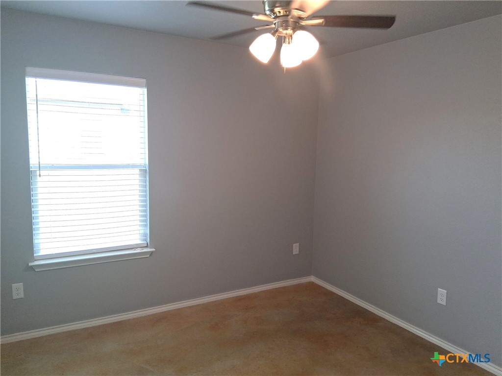 3010 Privet Drive Property Photo 8