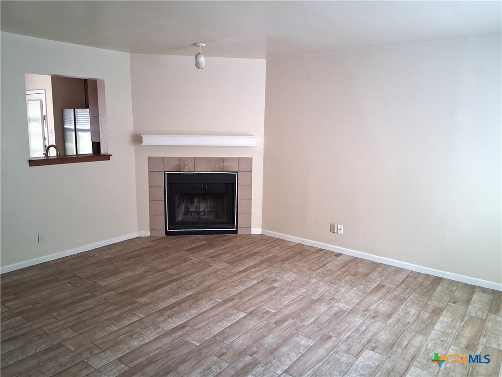 130 Wind Ridge Drive B Property Photo 5