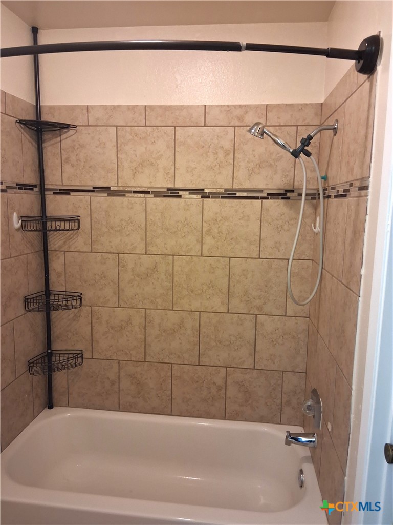 130 Wind Ridge Drive B Property Photo 7