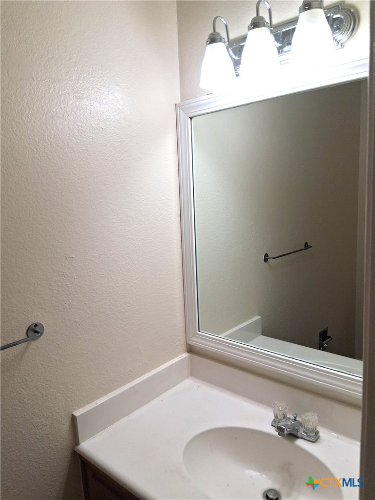 130 Wind Ridge Drive B Property Photo 9
