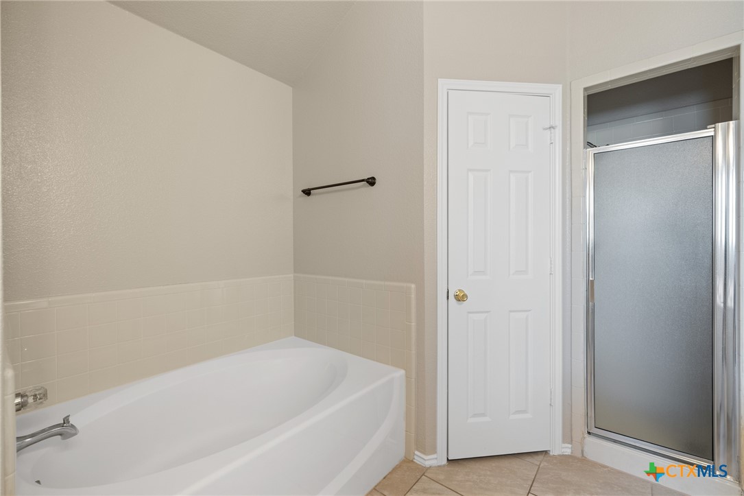 3806 Fabianna Drive Property Photo 15
