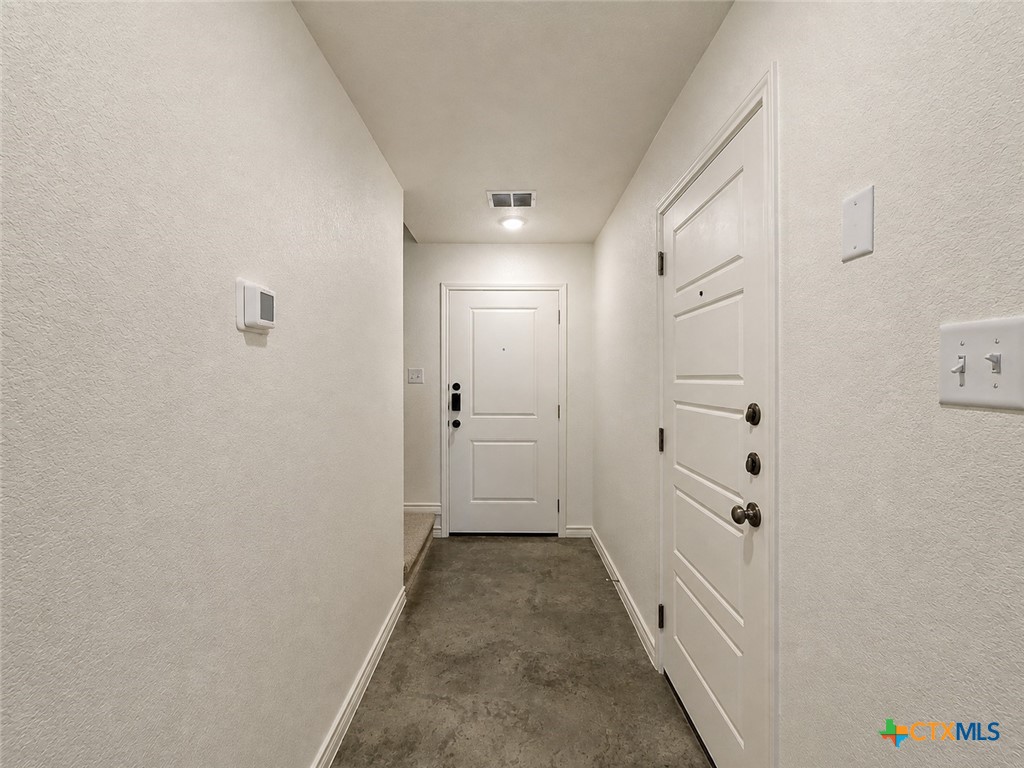 3809 American Elm Drive B Property Photo 3