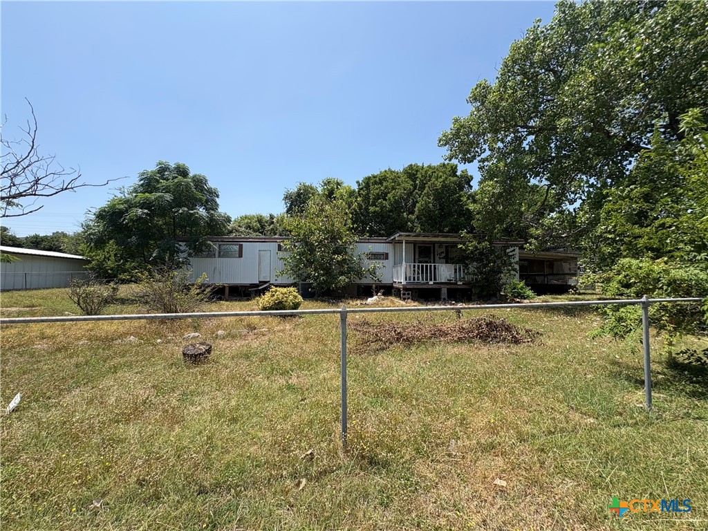 428 Clore Road Property Photo 2