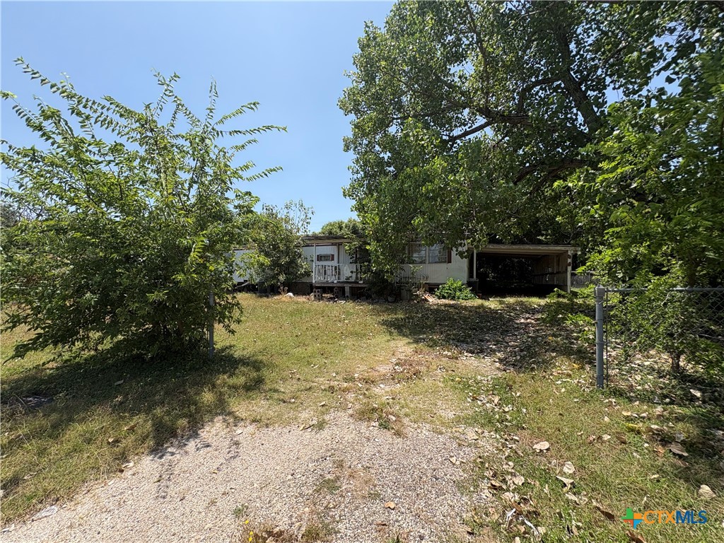 428 Clore Road Property Photo 3