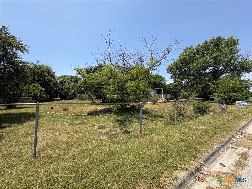 428 Clore Road Property Photo 5