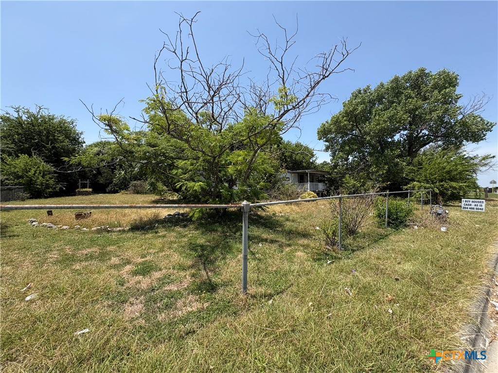 428 Clore Road Property Photo 6