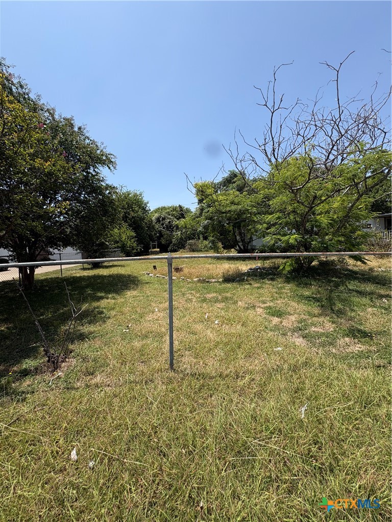 428 Clore Road Property Photo 7